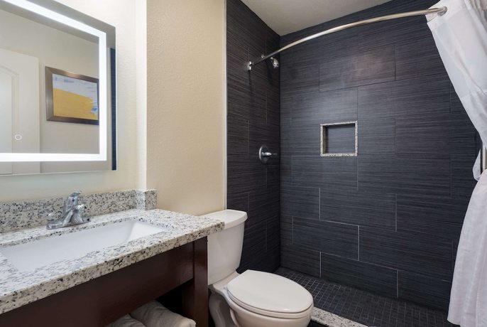 Imagen de la habitación del Hotel Comfort Inn Gilroy. Foto 3
