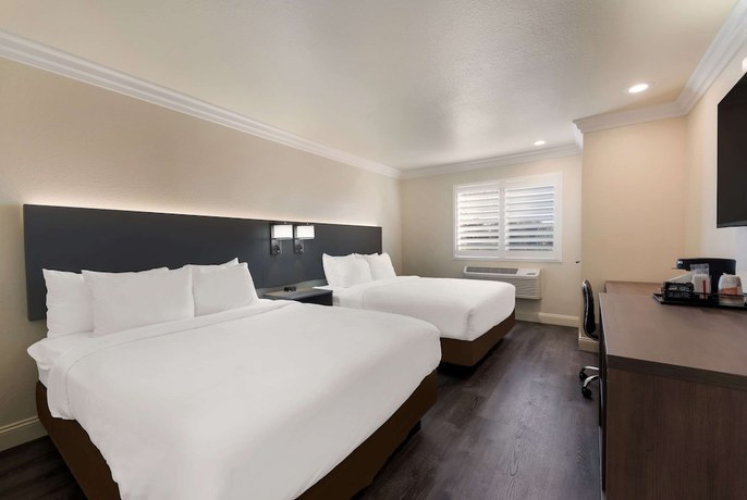 Imagen de la habitación del Hotel Comfort Inn Gilroy. Foto 12