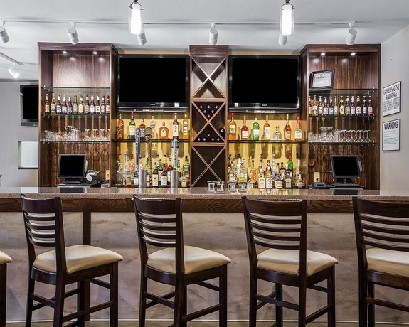 Imagen general del Hotel Comfort Inn Glenmont - Albany South. Foto 10