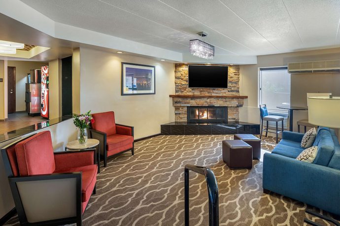 Imagen de los interiores del Hotel Comfort Inn Grand Rapids Airport. Foto 20