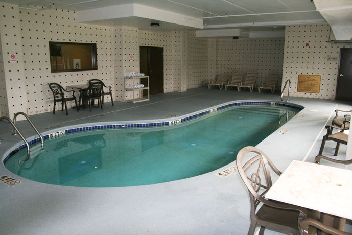 Imagen de la piscina del Hotel Comfort Inn Grove City - Columbus South. Foto 16