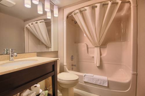 Imagen de la habitación del Hotel Comfort Inn Guelph. Foto 6