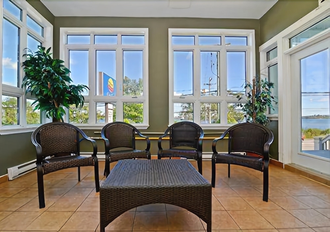 Imagen de los interiores del Hotel Comfort Inn, Halifax. Foto 19