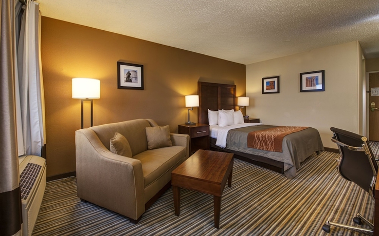 Imagen de la habitación del Hotel Comfort Inn Hall Of Fame. Foto 4