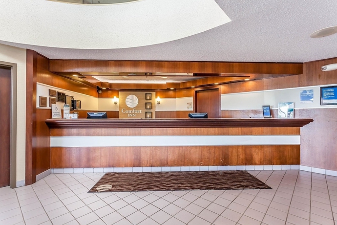 Imagen de los interiores del Hotel Comfort Inn Hall Of Fame. Foto 18