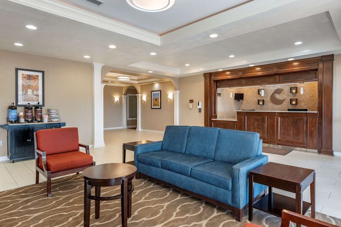 Imagen de los interiores del Hotel Comfort Inn Hebron-lowell Area. Foto 19