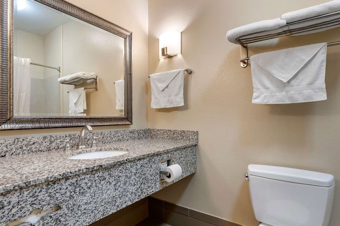 Imagen de la habitación del Hotel Comfort Inn Hebron-lowell Area. Foto 15