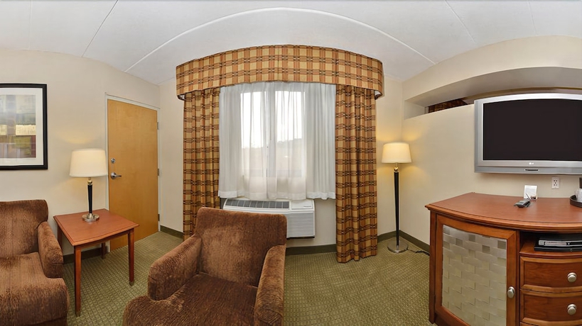 Imagen de la habitación del Hotel Comfort Inn Herndon Reston. Foto 14