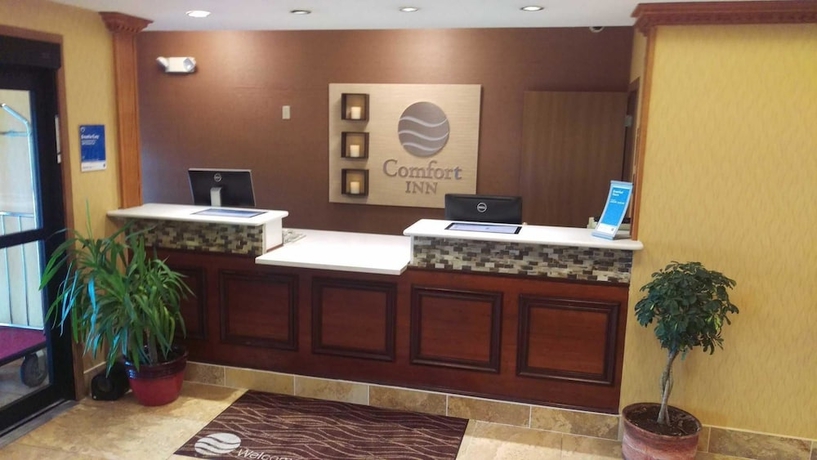 Imagen de los interiores del Hotel Comfort Inn Huntington. Foto 13