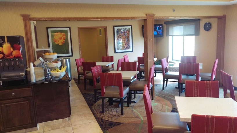Imagen del bar/restaurante del Hotel Comfort Inn Huntington. Foto 8