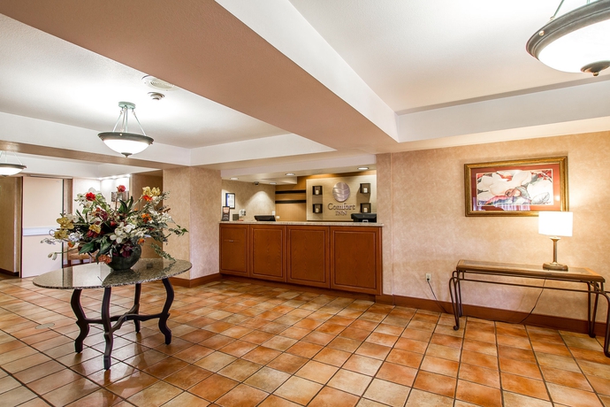 Imagen de los interiores del Hotel Comfort Inn I-10 West At 51st Ave. Foto 11
