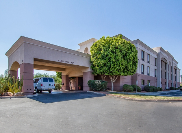 Imagen de los exteriores del Hotel Comfort Inn I-10 West At 51st Ave. Foto 7
