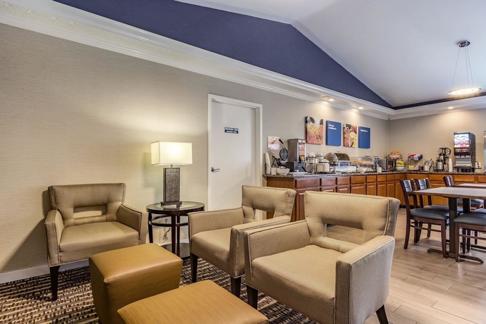 Imagen de los interiores del Hotel Comfort Inn, Independence. Foto 18