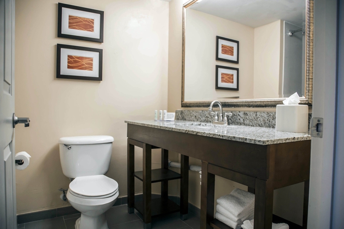 Imagen de la habitación del Hotel Comfort Inn International Dr.. Foto 5