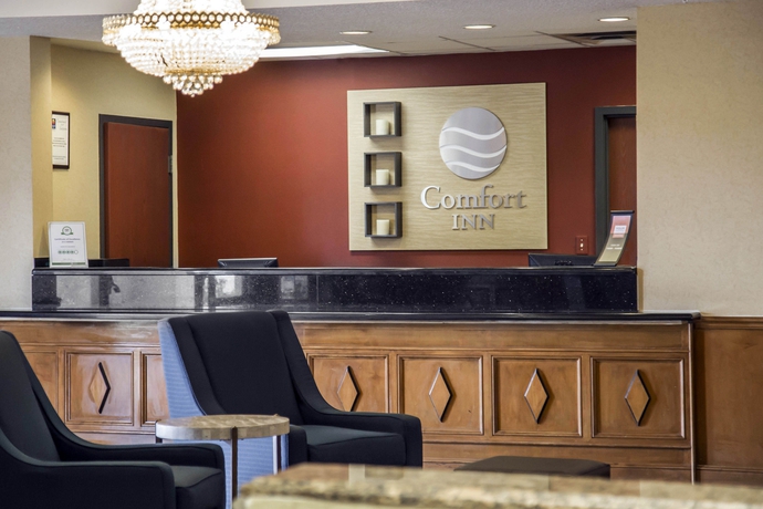 Imagen de los interiores del Hotel Comfort Inn International Dr.. Foto 10