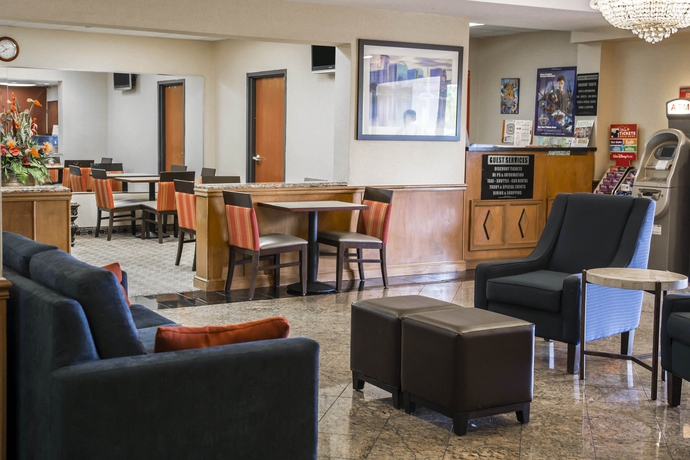 Imagen de los interiores del Hotel Comfort Inn International Dr.. Foto 13