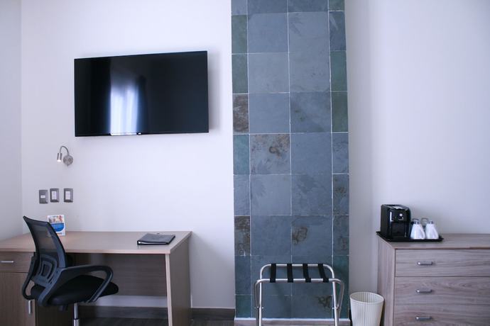Imagen de la habitación del Hotel Comfort Inn Irapuato. Foto 5