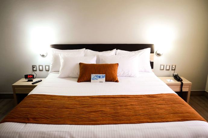 Imagen de la habitación del Hotel Comfort Inn Irapuato. Foto 7
