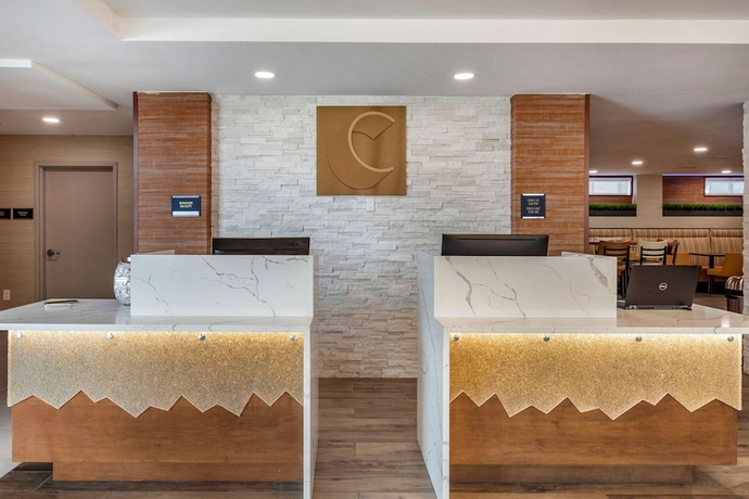 Imagen de los interiores del Hotel Comfort Inn Jfk Airport. Foto 19