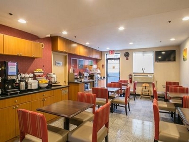 Imagen general del Hotel Comfort Inn Jfk Airport. Foto 3