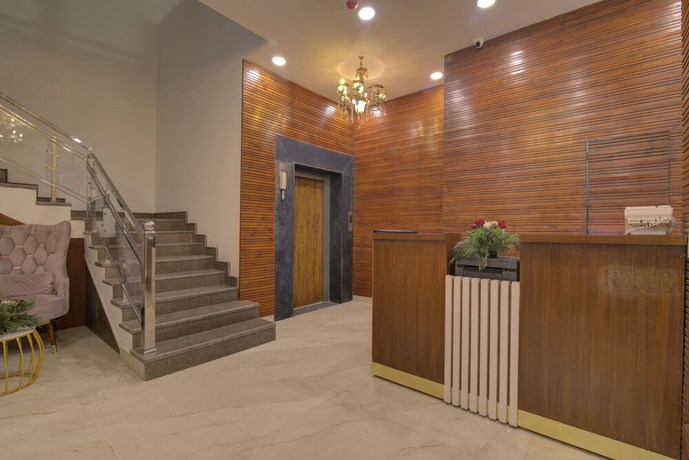 Imagen de los interiores del Hotel Comfort Inn Karnal. Foto 19