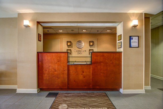 Imagen de los interiores del Hotel Comfort Inn Kennesaw. Foto 15