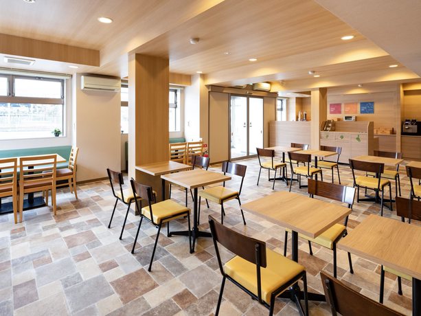 Imagen del bar/restaurante del Hotel Comfort Inn Kofu Showa Inter. Foto 8