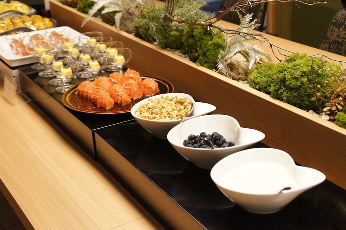 Imagen del bar/restaurante del Hotel Comfort Inn Kyoto Shijokarasuma. Foto 3