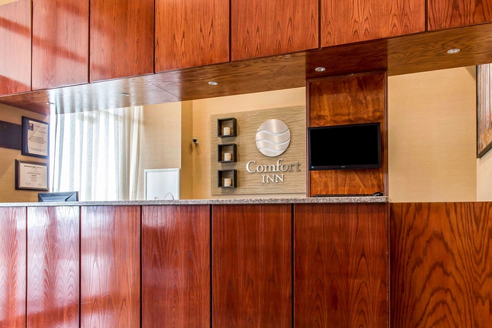 Imagen de los interiores del Hotel Comfort Inn Laguardia Airport - 83rd St. Foto 13