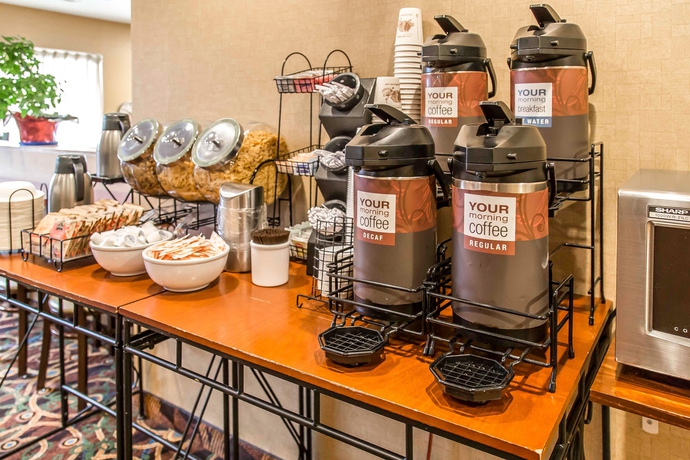 Imagen del bar/restaurante del Hotel Comfort Inn Laguardia Airport - 83rd St. Foto 3