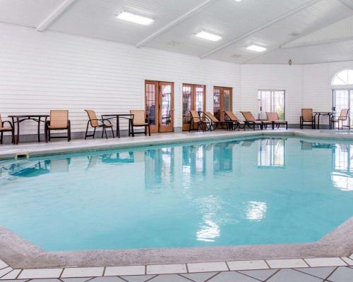 Imagen general del Hotel Comfort Inn Lakeside - Mackinaw City. Foto 4
