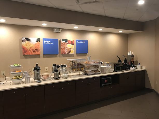 Imagen del bar/restaurante del Hotel Comfort Inn Latham - Albany North. Foto 6