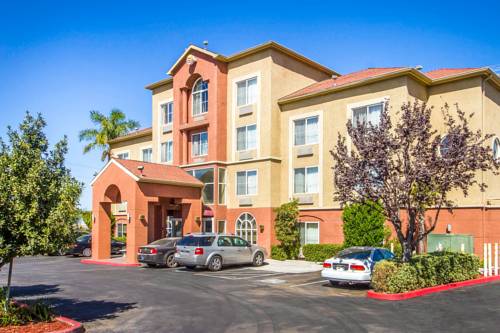 Imagen general del Hotel Comfort Inn Lathrop - Stockton Airport. Foto 1