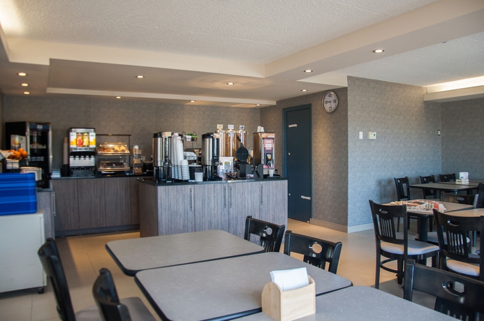 Imagen del bar/restaurante del Hotel Comfort Inn Levis. Foto 3