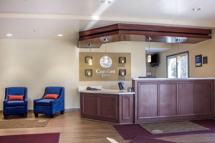 Imagen de los interiores del Hotel Comfort Inn Lucky Lane. Foto 13