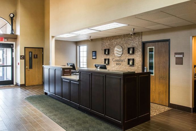 Imagen de los interiores del Hotel Comfort Inn Ludington near US-10. Foto 18