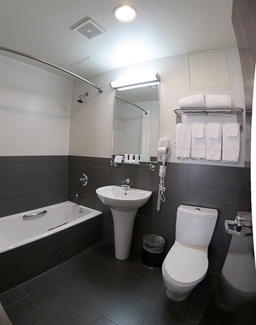 Imagen de la habitación del Hotel Comfort Inn Manhattan Bridge. Foto 11