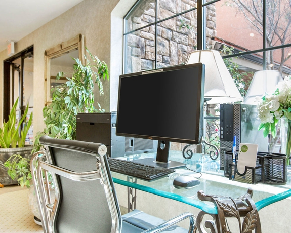 Imagen de los interiores del Hotel Comfort Inn Marina On The Monterey Bay. Foto 14