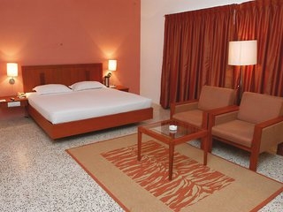 Imagen de la habitación del Hotel Comfort Inn Marina Towers. Foto 6