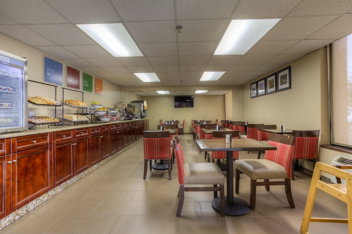 Imagen del bar/restaurante del Hotel Comfort Inn Matthews - Charlotte. Foto 2