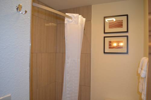Imagen de la habitación del Hotel Comfort Inn Mayfield Heights Cleveland East. Foto 14