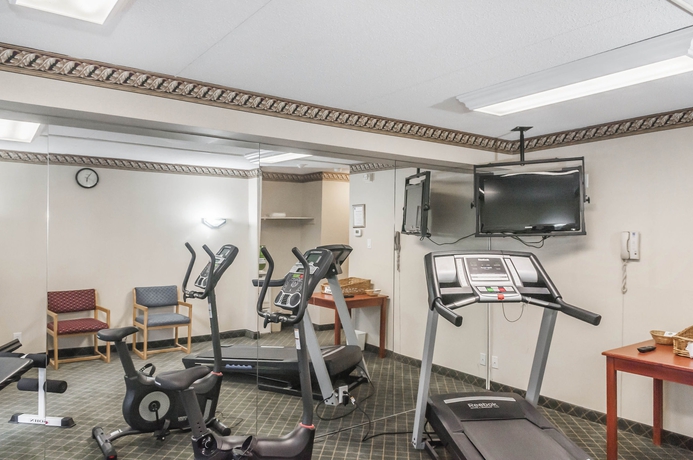 Imagen de los interiores del Hotel Comfort Inn Meadowvale. Foto 15