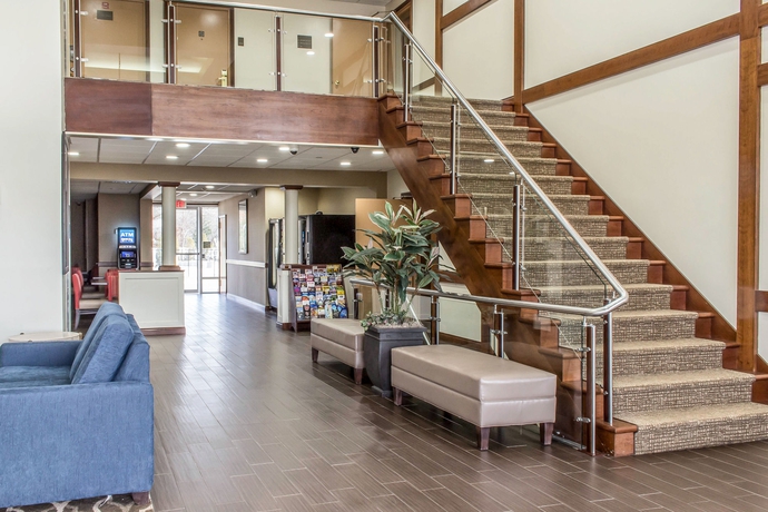 Imagen de los interiores del Hotel Comfort Inn, Medford. Foto 15