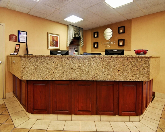Imagen de los interiores del Hotel Comfort Inn Memphis Downtown. Foto 12