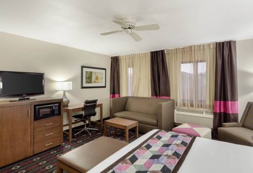 Imagen de la habitación del Hotel Comfort Inn Midtown. Foto 6