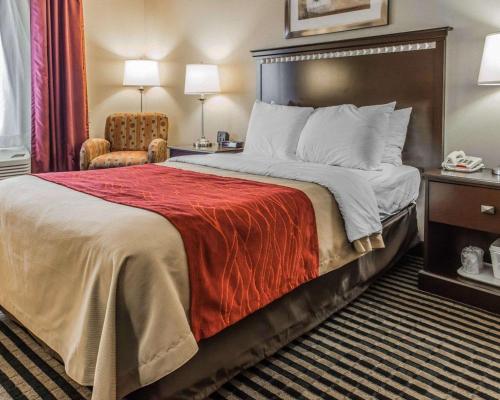 Imagen general del Hotel Comfort Inn Mifflin - Pittsburgh. Foto 1