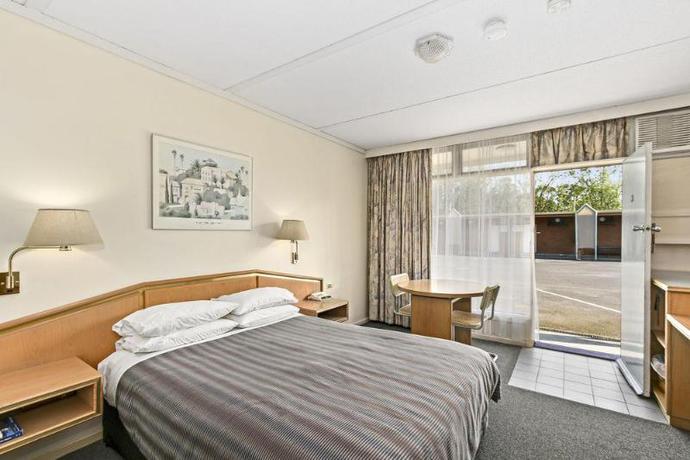 Imagen general del Hotel Comfort Inn Moe. Foto 8