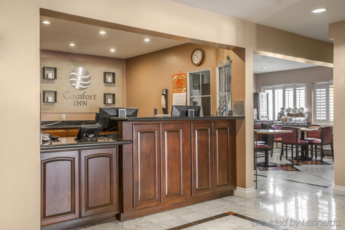 Imagen general del Hotel Comfort Inn Monterey Park - Los Angeles. Foto 4