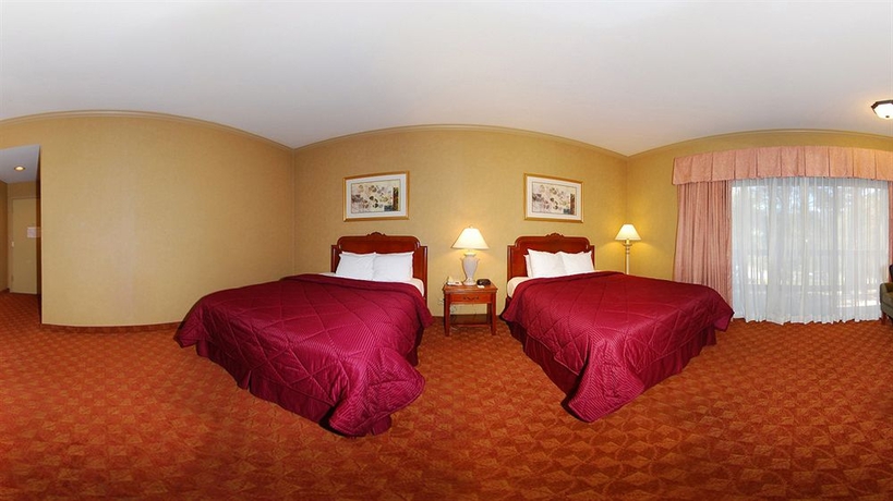Imagen de la habitación del Hotel Comfort Inn Monterey Peninsula Airport. Foto 7