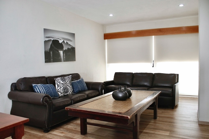 Imagen de la habitación del Hotel Comfort Inn Monterrey Valle. Foto 16